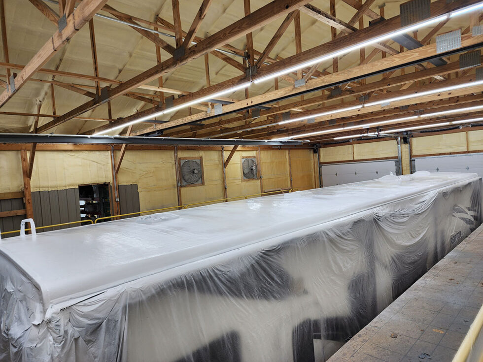 raptor fifth wheel roof repair being done