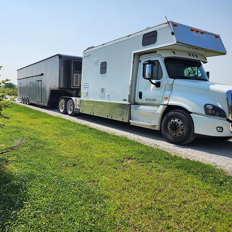 custom trailer arriving for new rv roof