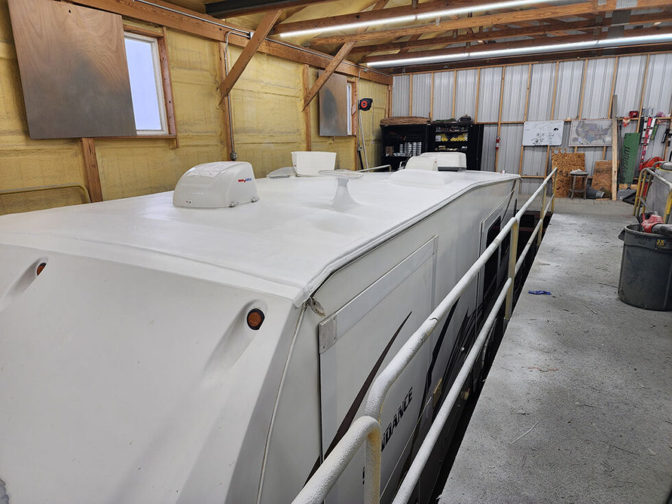 MK Sundance Fifth Wheel RV with new roof